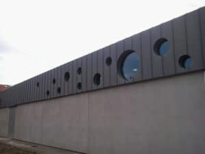 Rivestimento di facciata in aggraffatura angolare