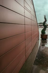 Aeroporto Firenze scale parete a doghe