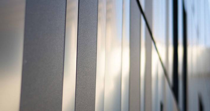 rivestimento-facciata-doghe-alluminio